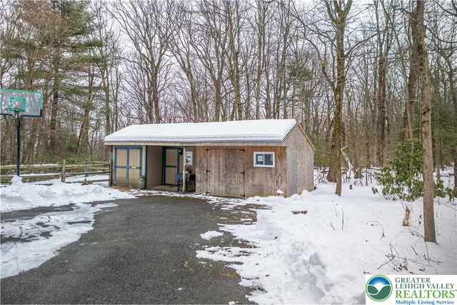 $499,900 | 210 Evergreen Court, Saylorsburg, PA 18353