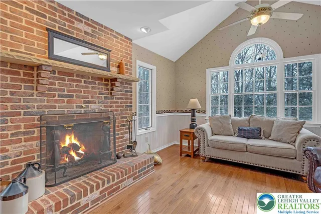 $499,900 | 210 Evergreen Court, Saylorsburg, PA 18353