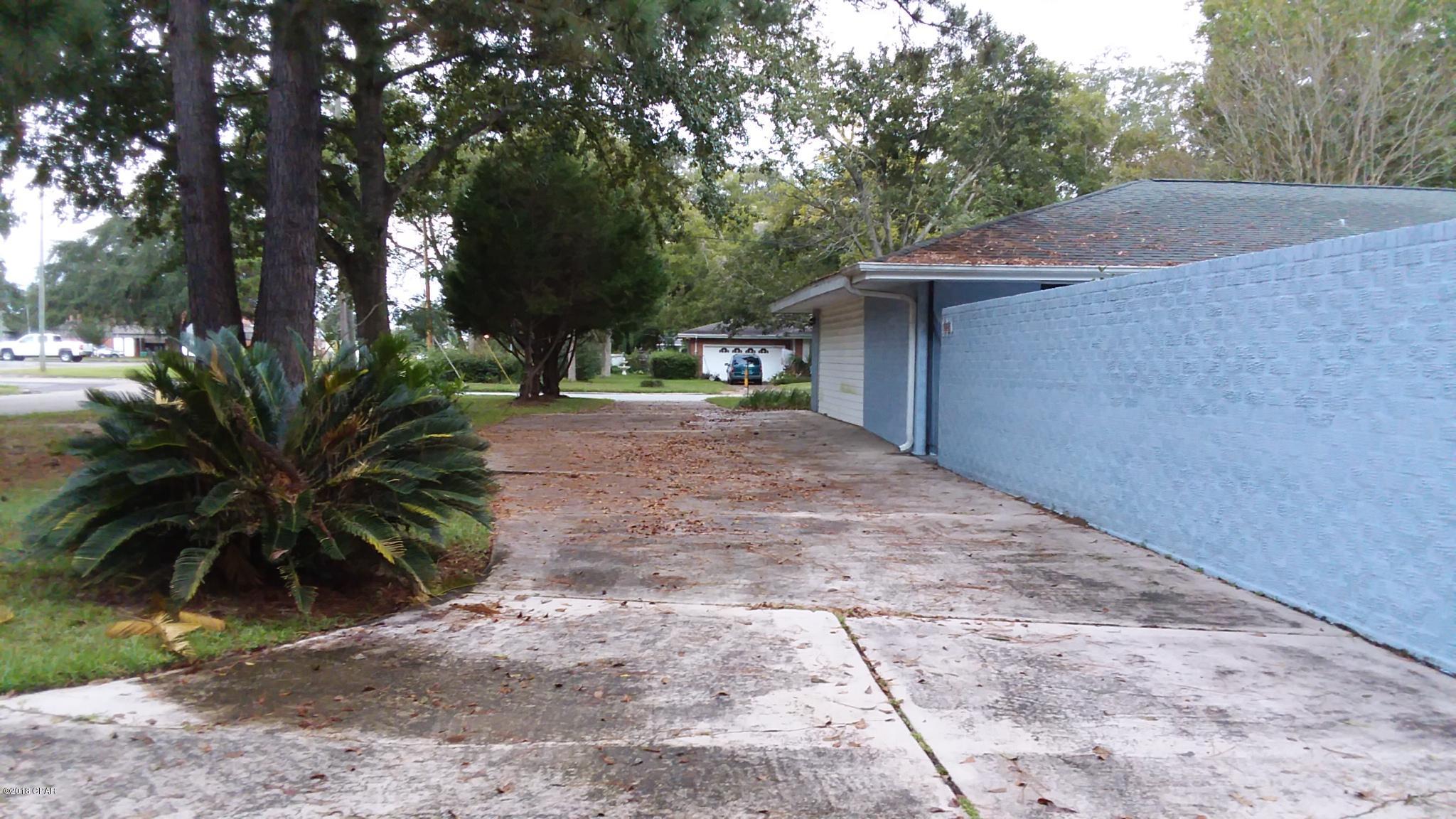 645 3rd Street Chipley, FL 32428 - Photo 30 of 33