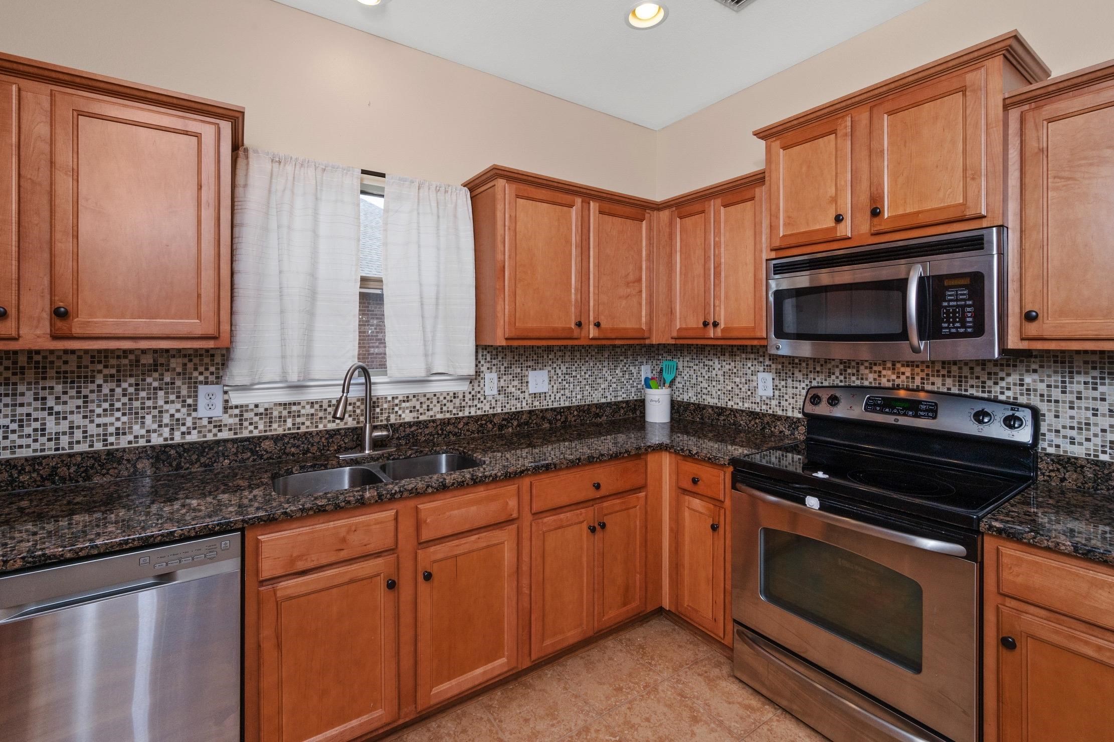 10184 Fionn Loop Daphne, AL 36526 - Photo 10 of 32
