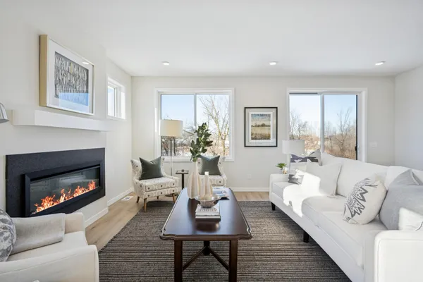 $654,750 | 14703 Kingsview Lane North, Dayton, MN 55327