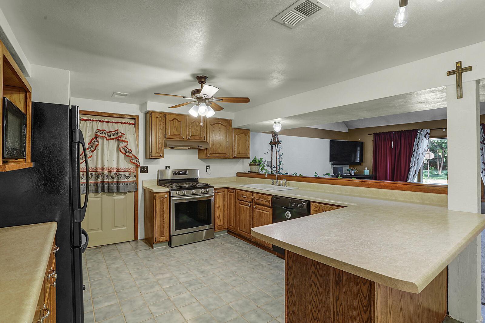 7954 East Mick Road Edwardsville, IL 62025 - Photo 18 of 29
