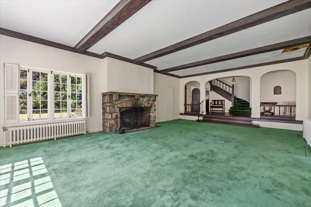 $300,000 | 69 Peckham Lane, Killingly, CT 06239