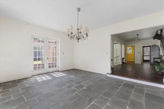 $300,000 | 69 Peckham Lane, Killingly, CT 06239