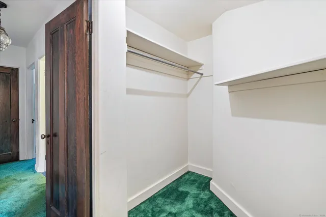 $300,000 | 69 Peckham Lane, Killingly, CT 06239