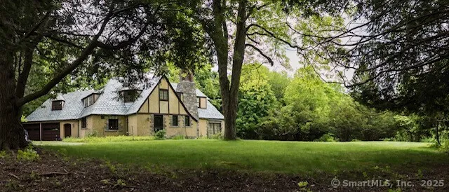 $300,000 | 69 Peckham Lane, Killingly, CT 06239