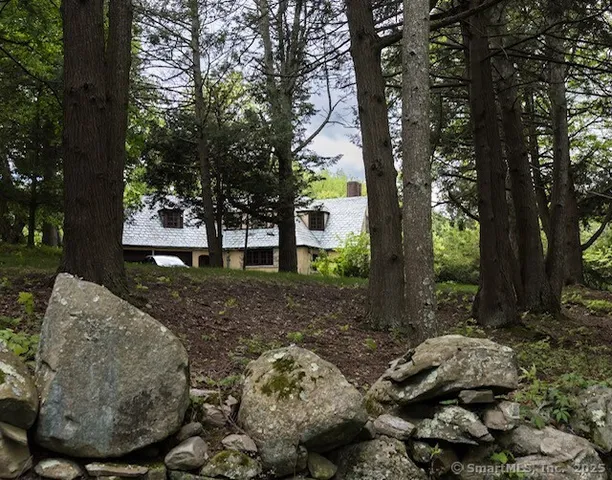 $300,000 | 69 Peckham Lane, Killingly, CT 06239