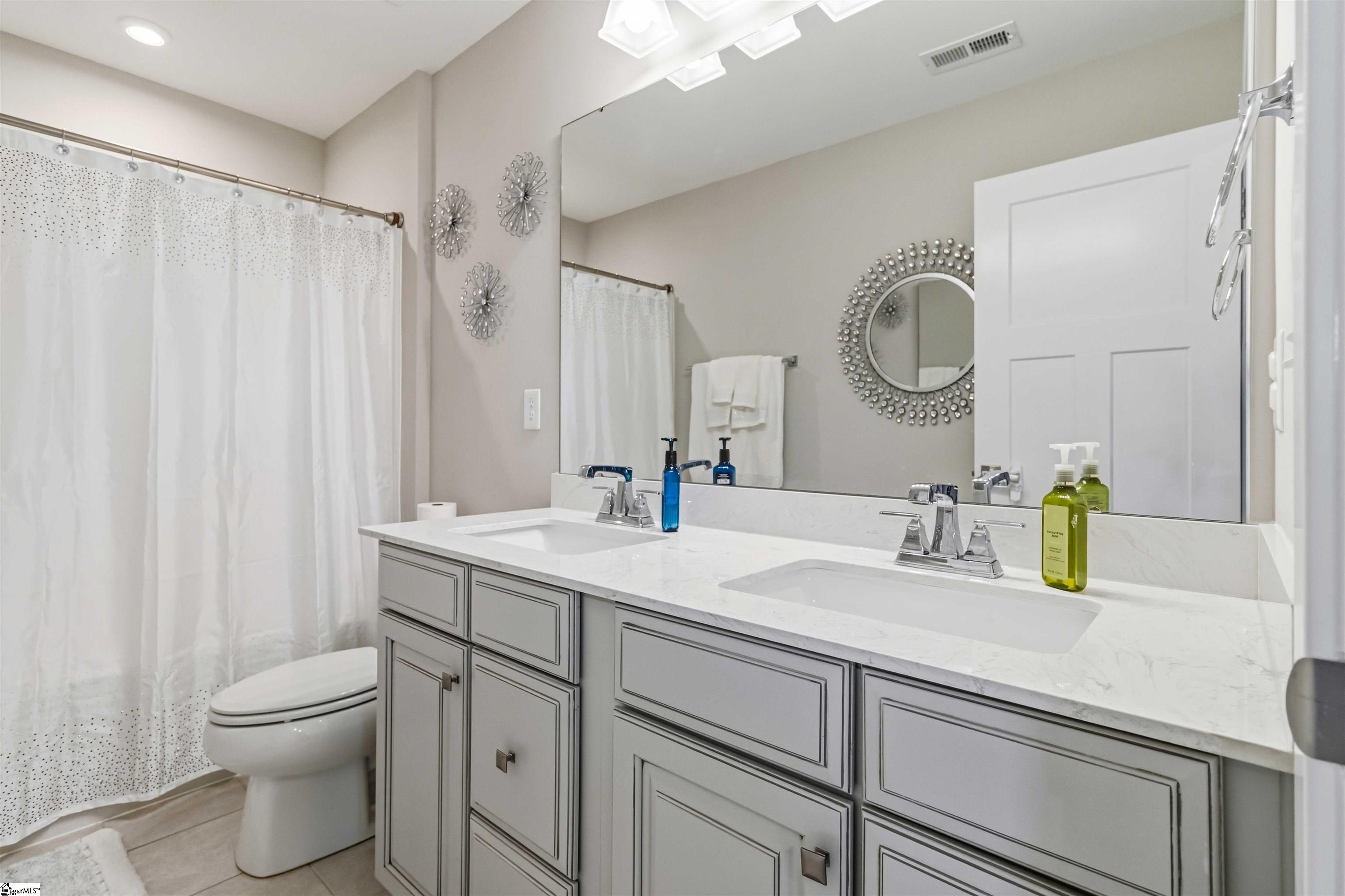 112 Mohegan Way Greenville, SC 29607 - Photo 18 of 34