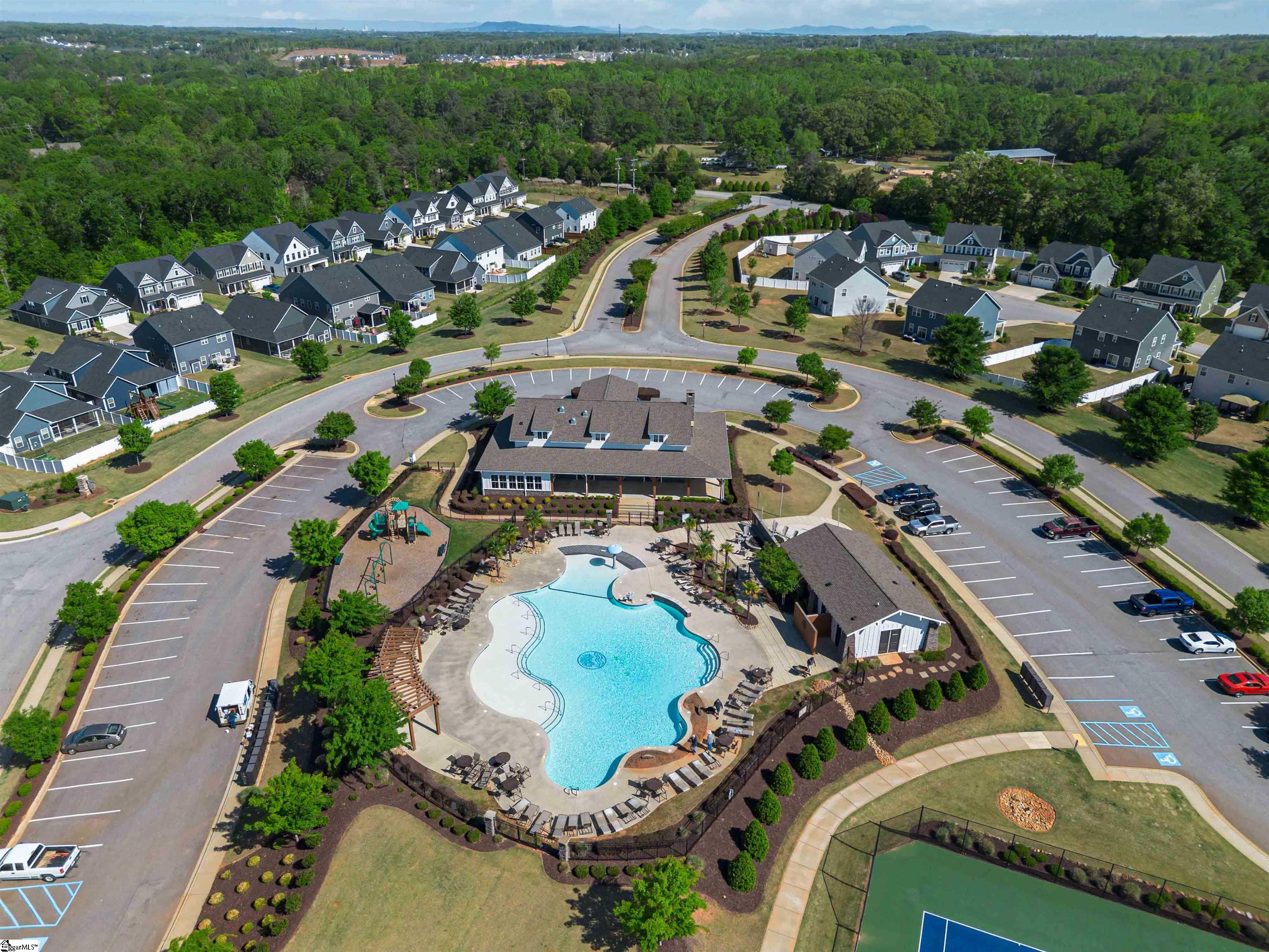 112 Mohegan Way Greenville, SC 29607 - Photo 29 of 34