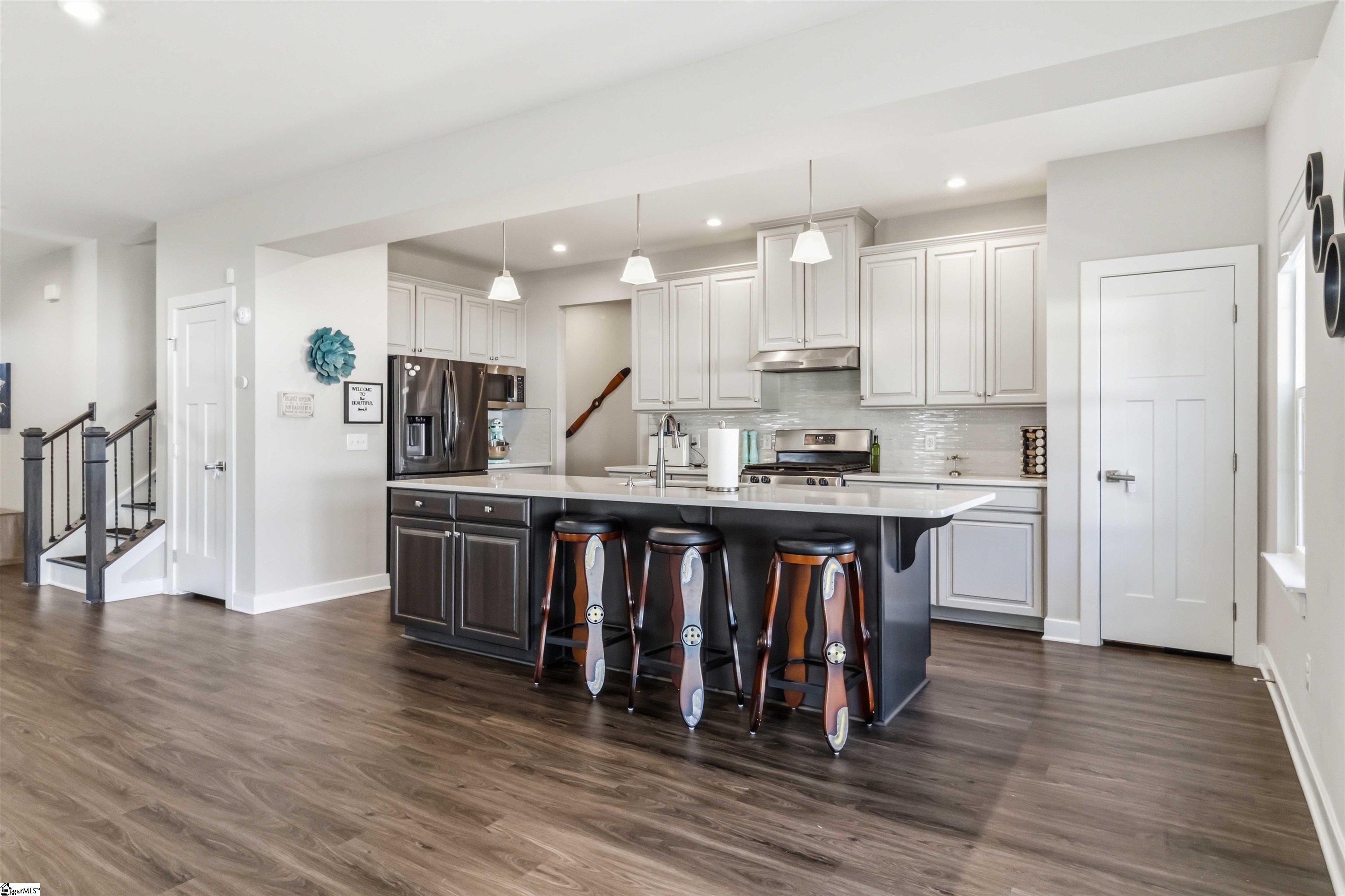 112 Mohegan Way Greenville, SC 29607 - Photo 8 of 34