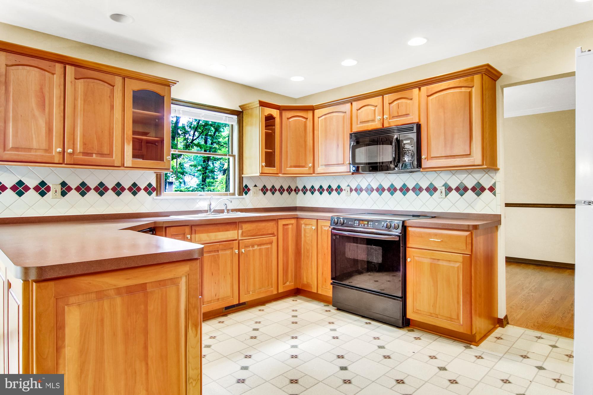 903 Ebenezer Road Middletown, PA 17057 - Photo 10 of 32 Gallery Image 10