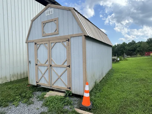 a house view with a outdoor space