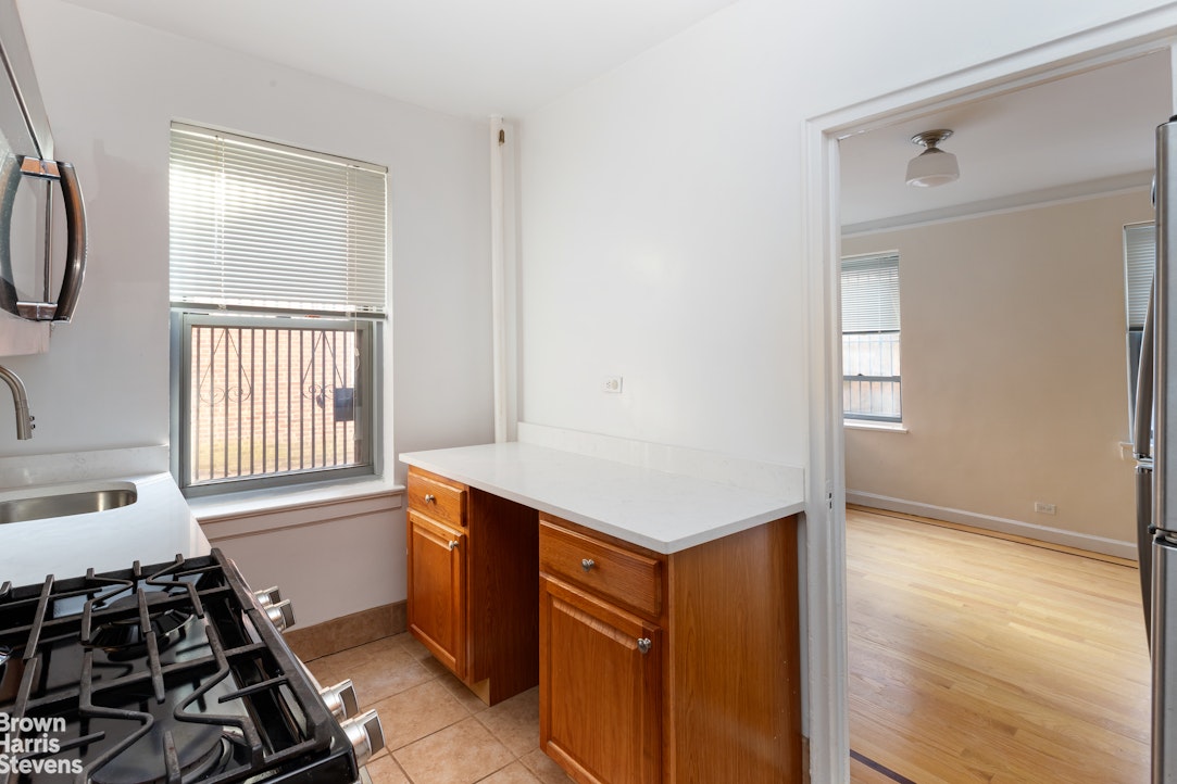 4445 Post Road, Unit 3B Bronx, NY 10471 - Photo 13 of 18