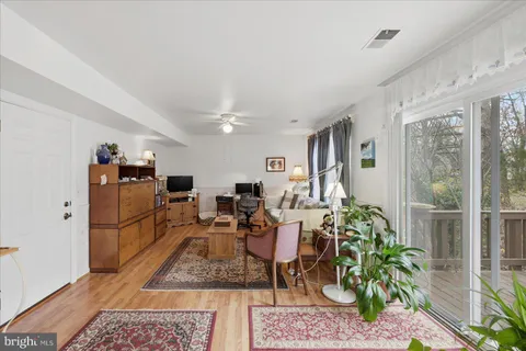 $675,000 | 206 Cardinal Glen Circle, Sterling, VA 20164