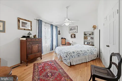 $675,000 | 206 Cardinal Glen Circle, Sterling, VA 20164