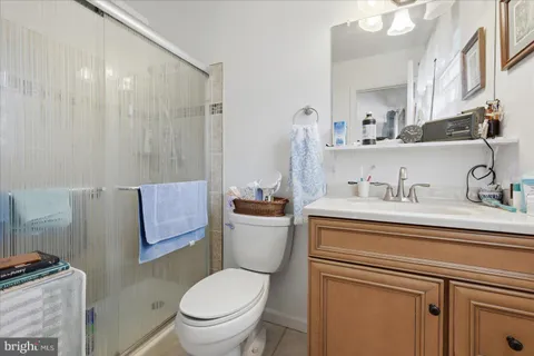 $675,000 | 206 Cardinal Glen Circle, Sterling, VA 20164