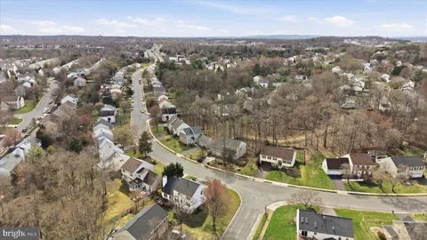 $675,000 | 206 Cardinal Glen Circle, Sterling, VA 20164