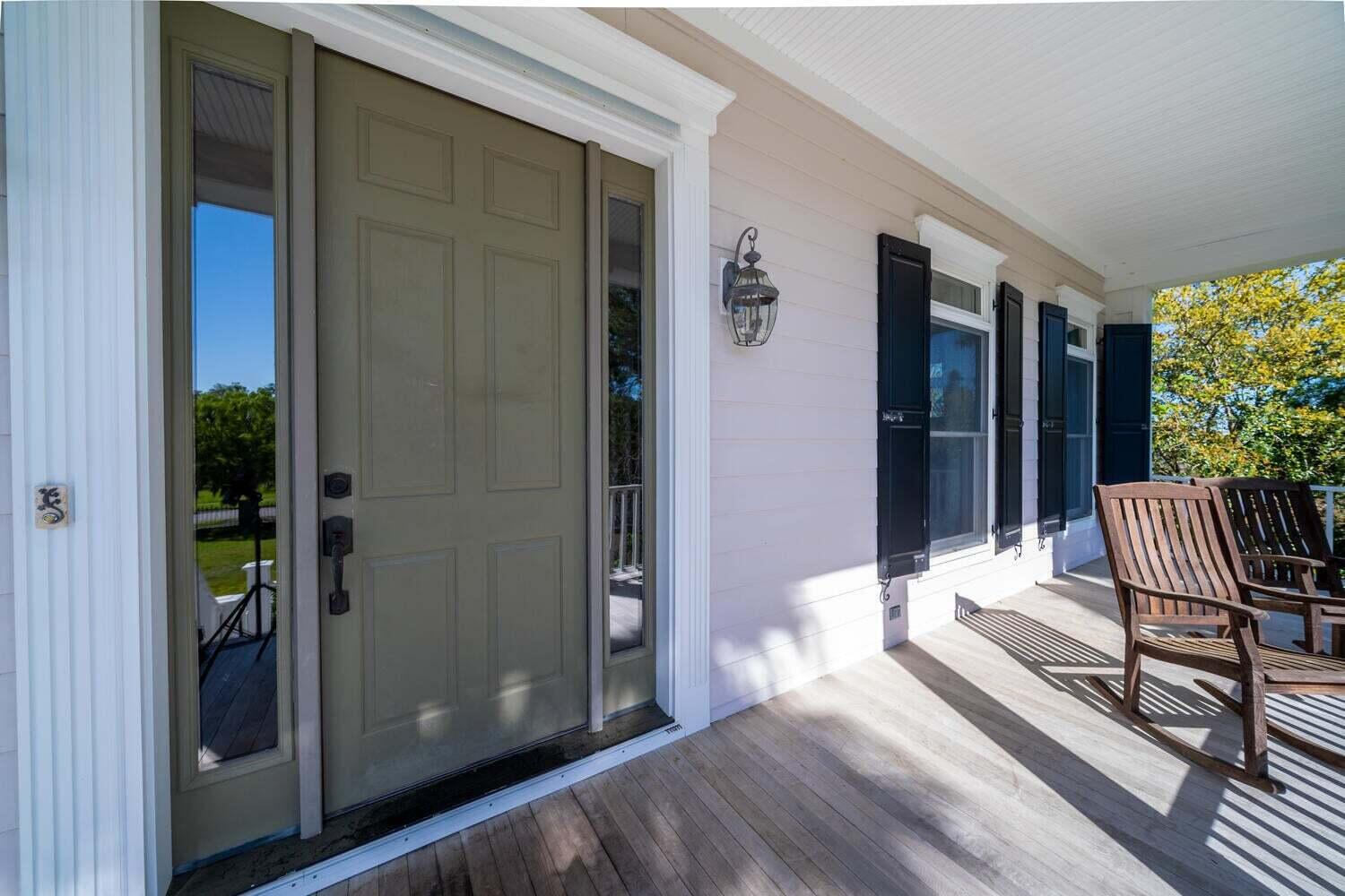 2491 River Bluff Lane Mount Pleasant, SC 29466 - Photo 8 of 40 20220411142210708900000000-o