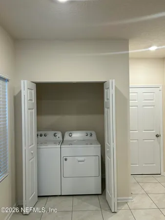 $1,785 | 911 Capitol Parkway, Jacksonville, FL 32218