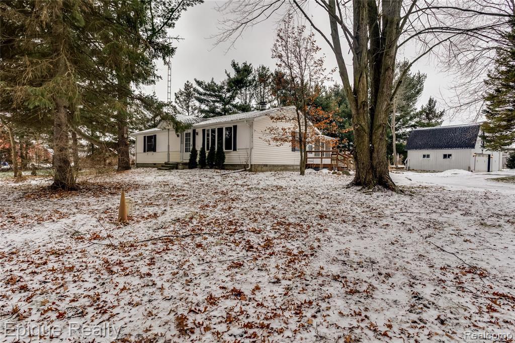 12810 Bryce Road Emmett, MI 48022 - Photo 3 of 23 Gallery Image 3