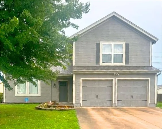 $340,000 | 607 Southeast Joel Avenue, Lee's Summit, MO 64063