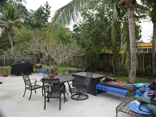 $729,900 | 630 Northeast 165th Street, Miami, FL 33162