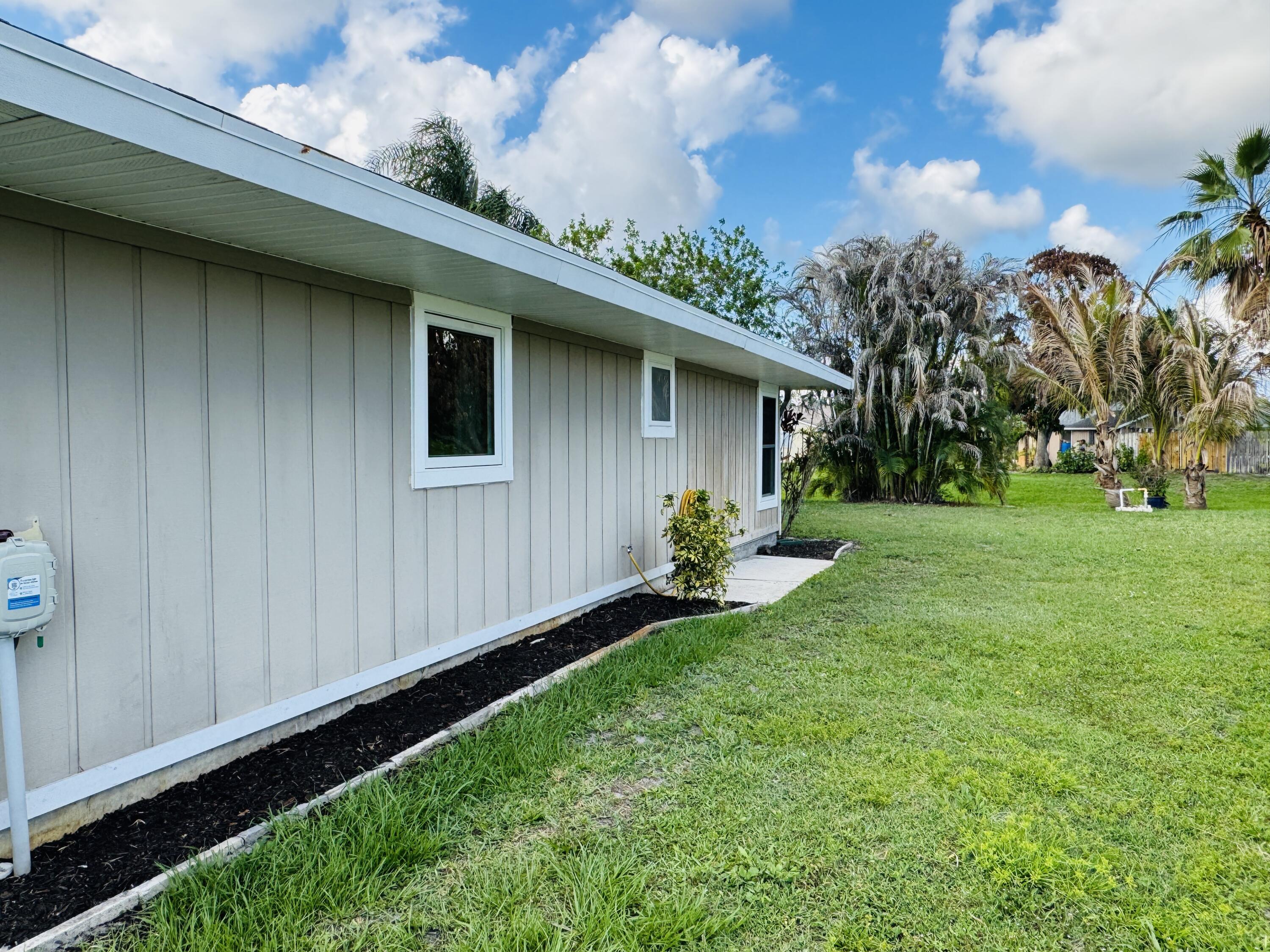 1479 Southeast Pitcher Road Port St. Lucie, FL 34952 - Photo 8 of 29 IMG_1860