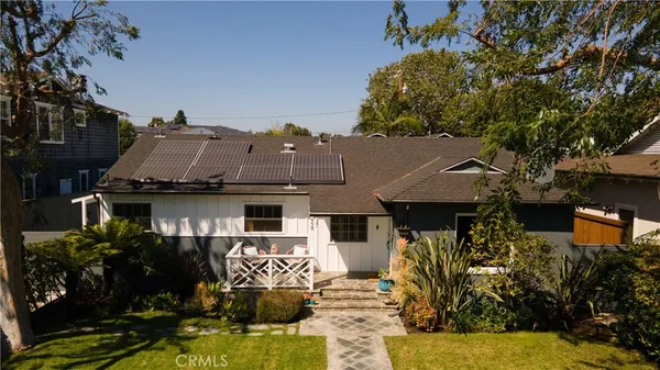 $2,900,000 | 458 Costa Mesa Street, Costa Mesa, CA 92627