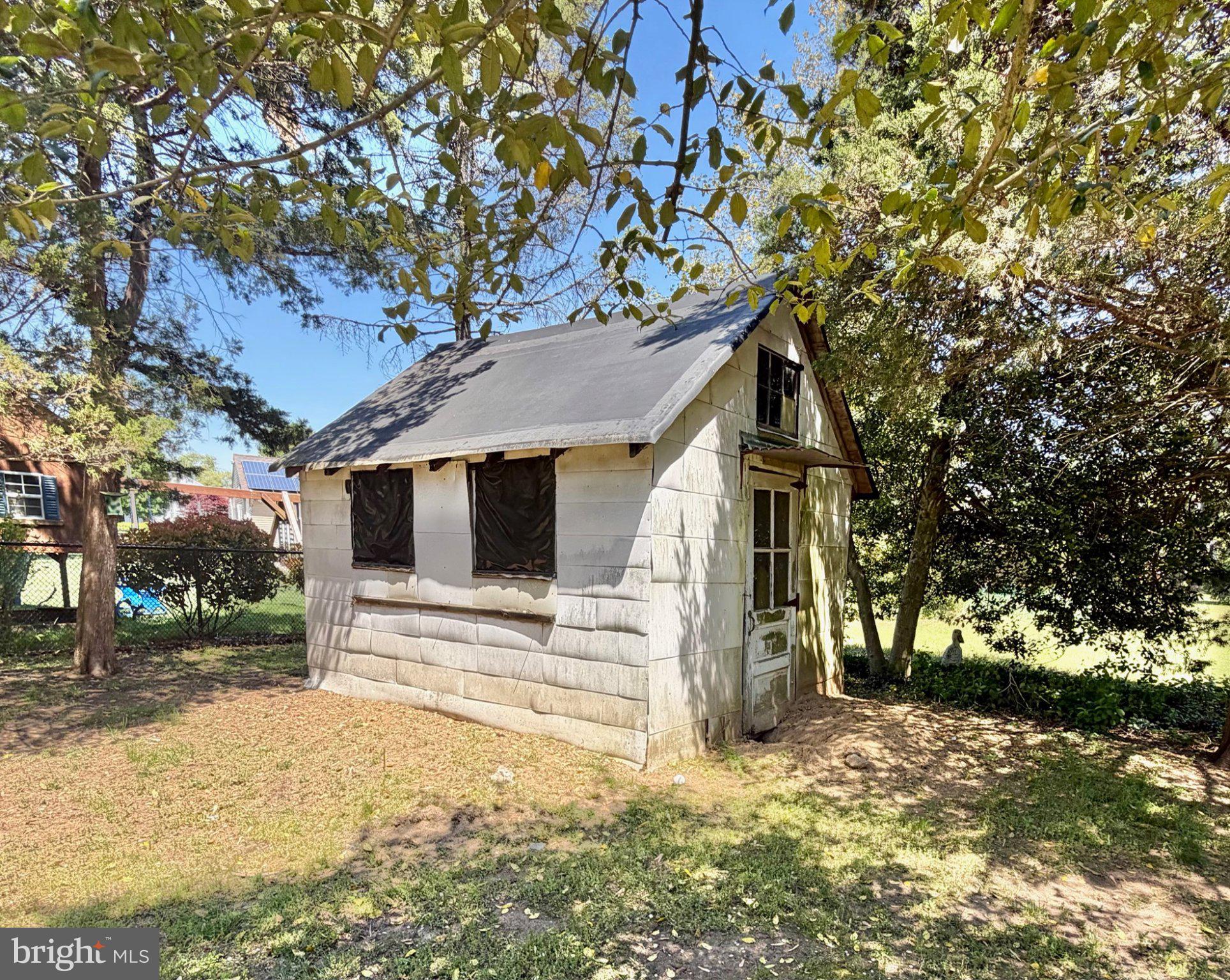 1901 Columbus Road Burlington, NJ 08016 - Photo 44 of 44 Back Barn-as is