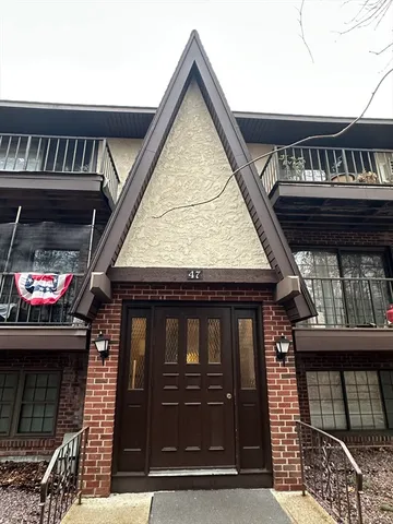 $299,900 | 47 West Street, Unit C4, Randolph, MA 02368