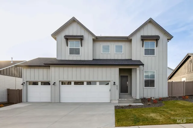 $634,990 | 6447 South Sunfish Way, Boise, ID 83709