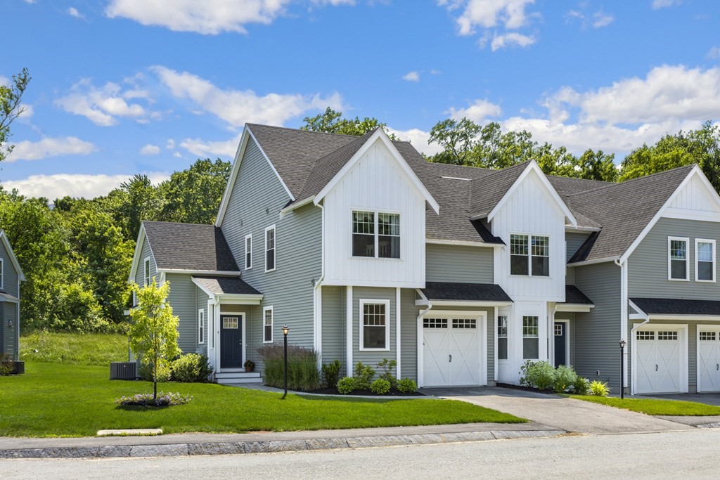 9 Winning Farm Road, Unit 9 Woburn, MA 01801 - Photo 1 of 29