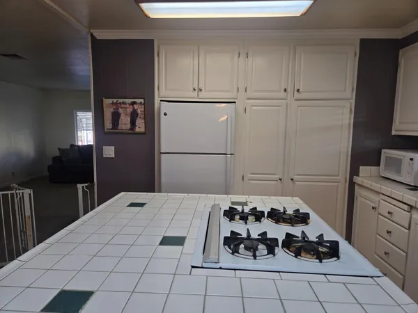 $105,500 | 3833 Surfside Drive, Modesto, CA 95355