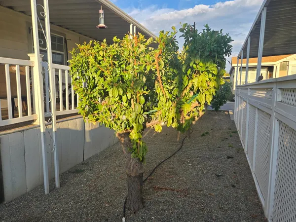 $105,500 | 3833 Surfside Drive, Modesto, CA 95355