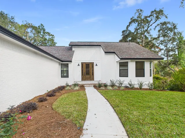 $624,900 | 211 Dominica Circle East, Niceville, FL 32578