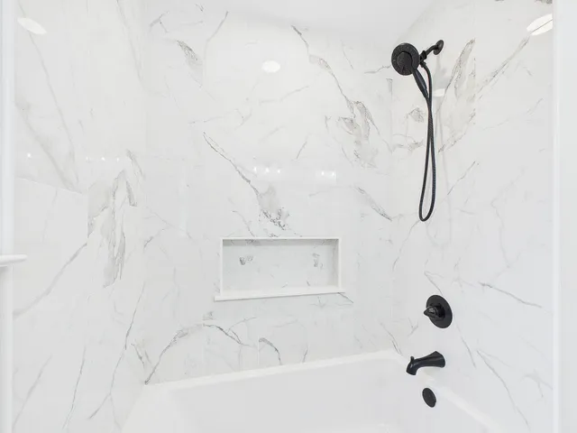 $624,900 | 211 Dominica Circle East, Niceville, FL 32578