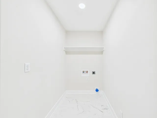 $624,900 | 211 Dominica Circle East, Niceville, FL 32578