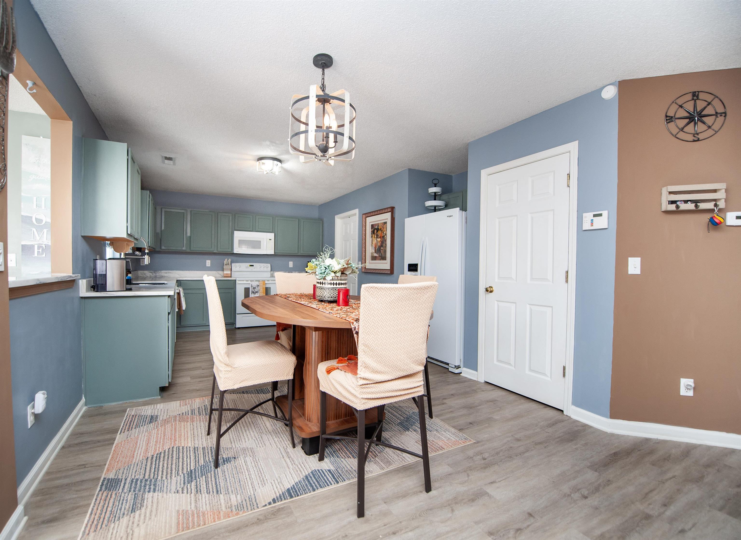 220 Garfield Lane Simpsonville, SC 29681 - Photo 11 of 35