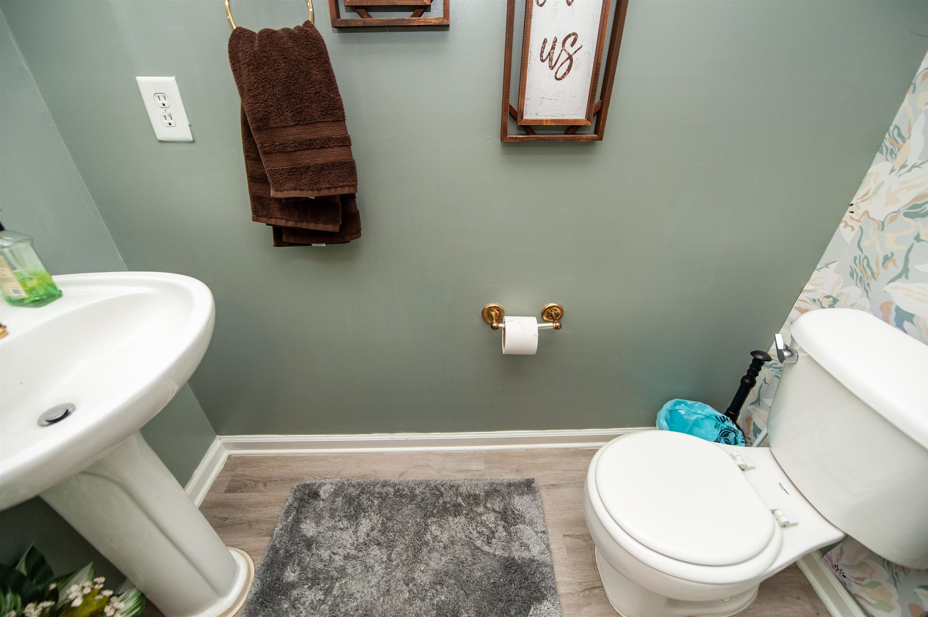 220 Garfield Lane Simpsonville, SC 29681 - Photo 12 of 35