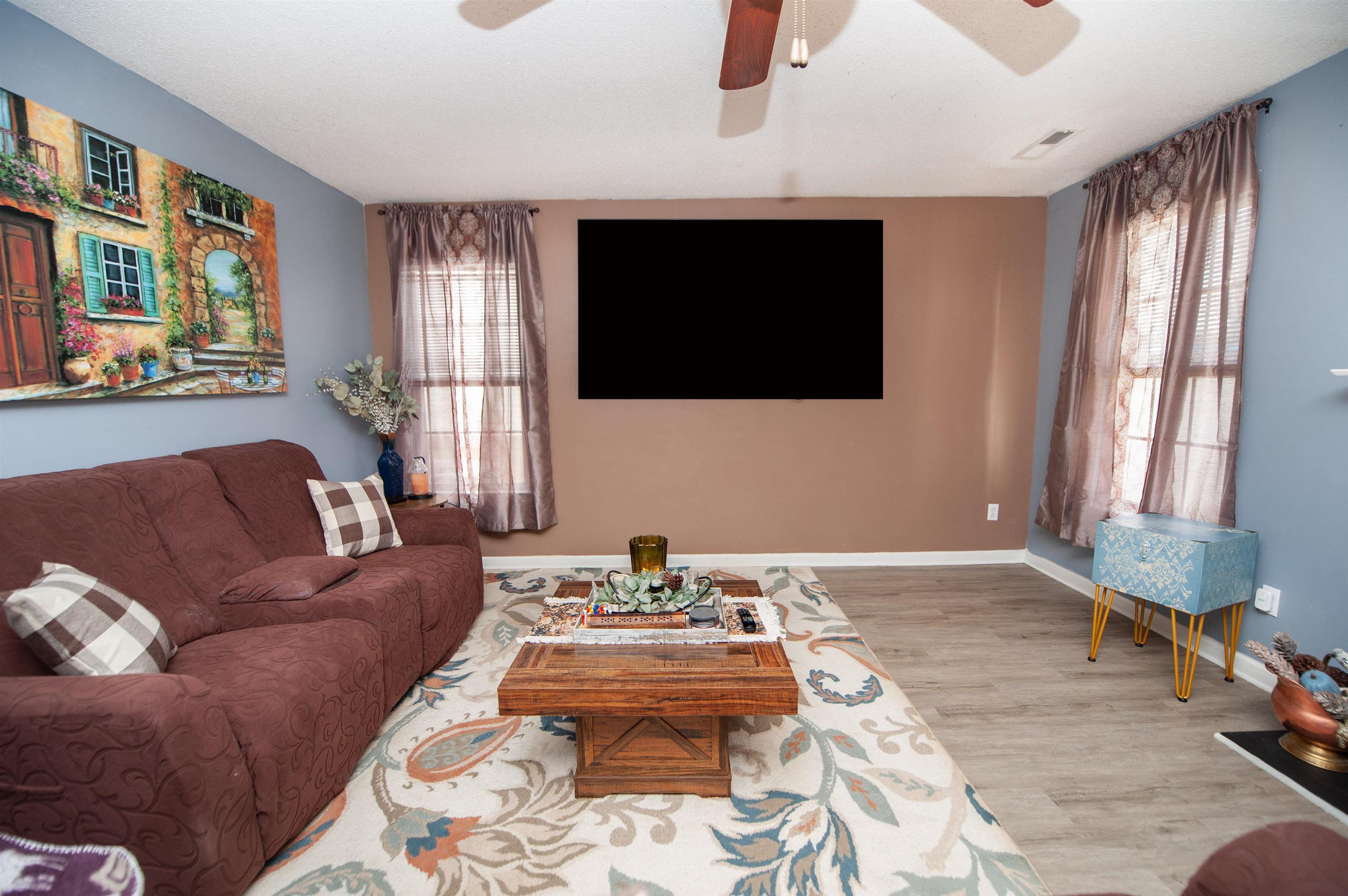 220 Garfield Lane Simpsonville, SC 29681 - Photo 4 of 35