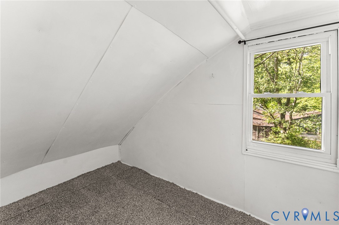2097 Coles Point Road Hague, VA 22469 - Photo 28 of 34 an empty room with a window