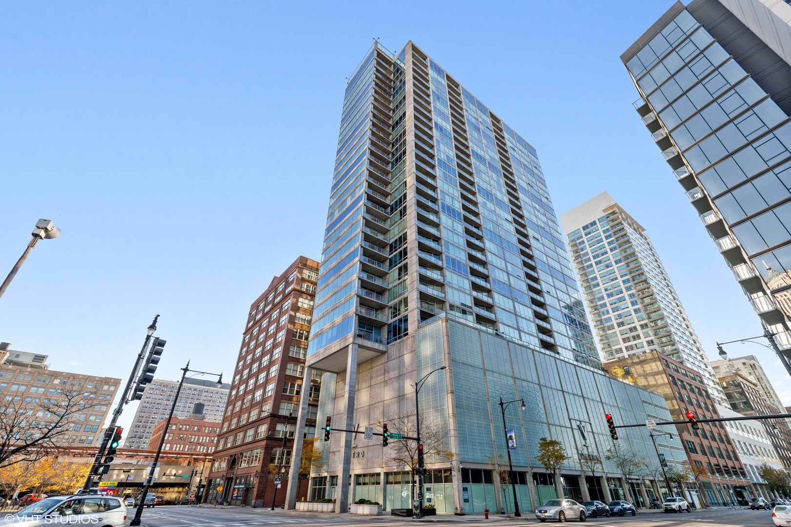 611 South Wells Street, Unit 803 Chicago, IL 60607 - Photo 1 of 18