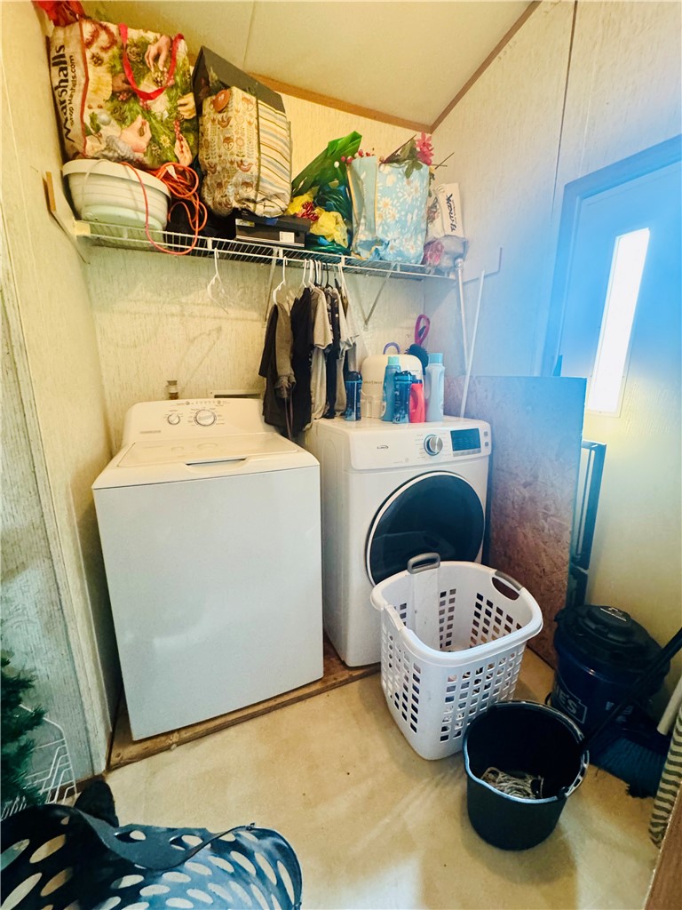 141 Dutchman Road Abbeville, SC 29620 - Photo 8 of 21 LAUNDRY