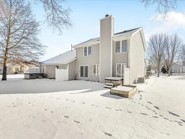 $239,900 | 687 Beulah Court, Rockton, IL 61072