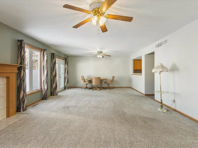 $239,900 | 687 Beulah Court, Rockton, IL 61072