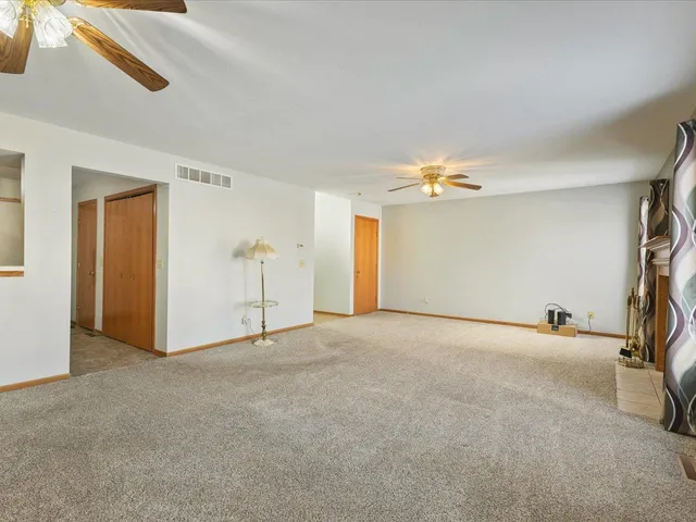 $239,900 | 687 Beulah Court, Rockton, IL 61072