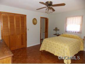 3444 Hebron Road Hendersonville, NC 28739 - Photo 7 of 24
