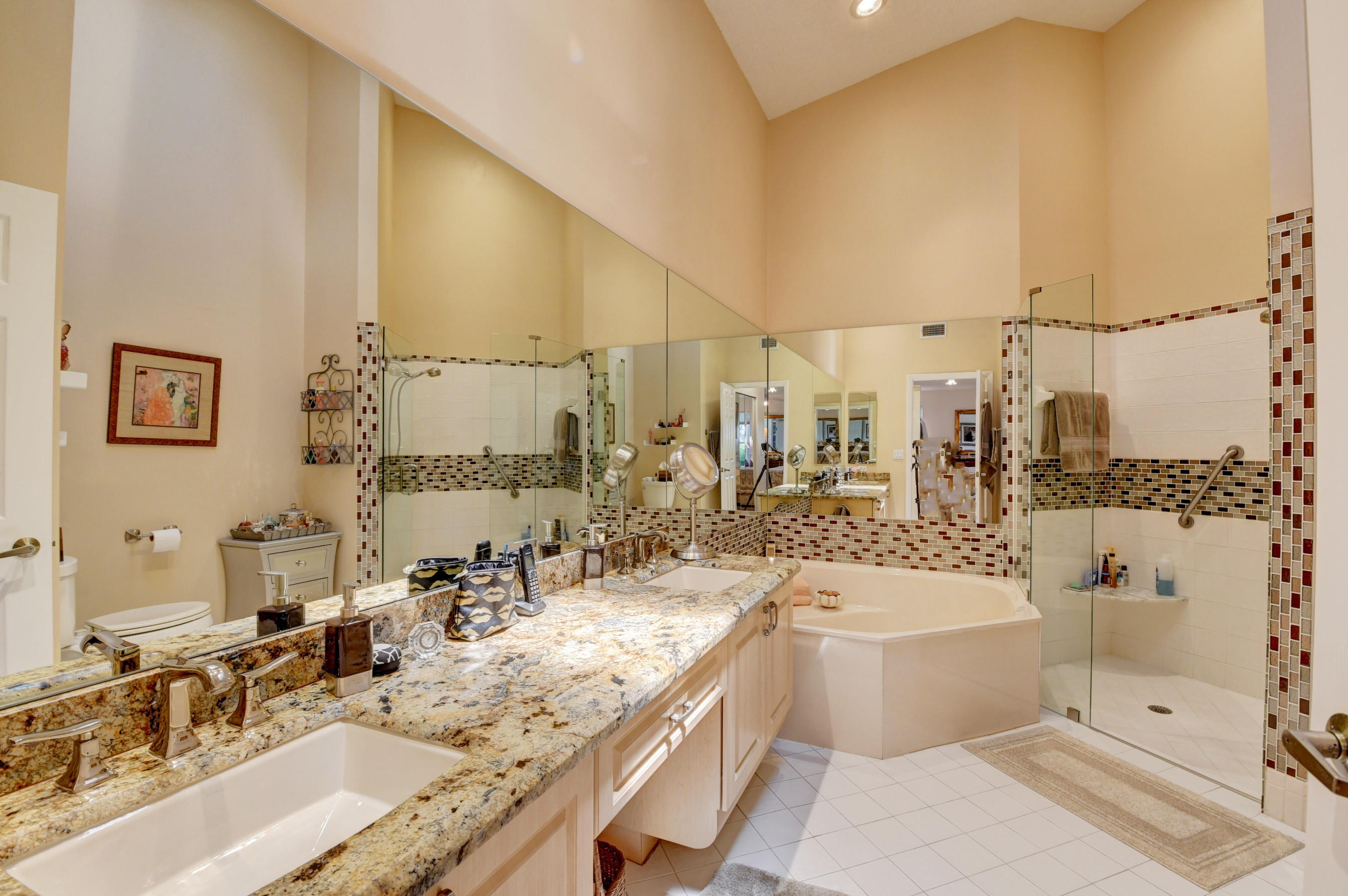 8034 Copenhagen Way Boca Raton, FL 33434 - Photo 15 of 23 Master Bathroom