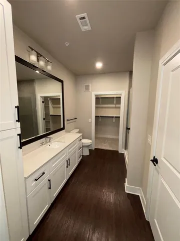 $2,350 | 111 Town Place, Unit 232, Fairview, TX 75069