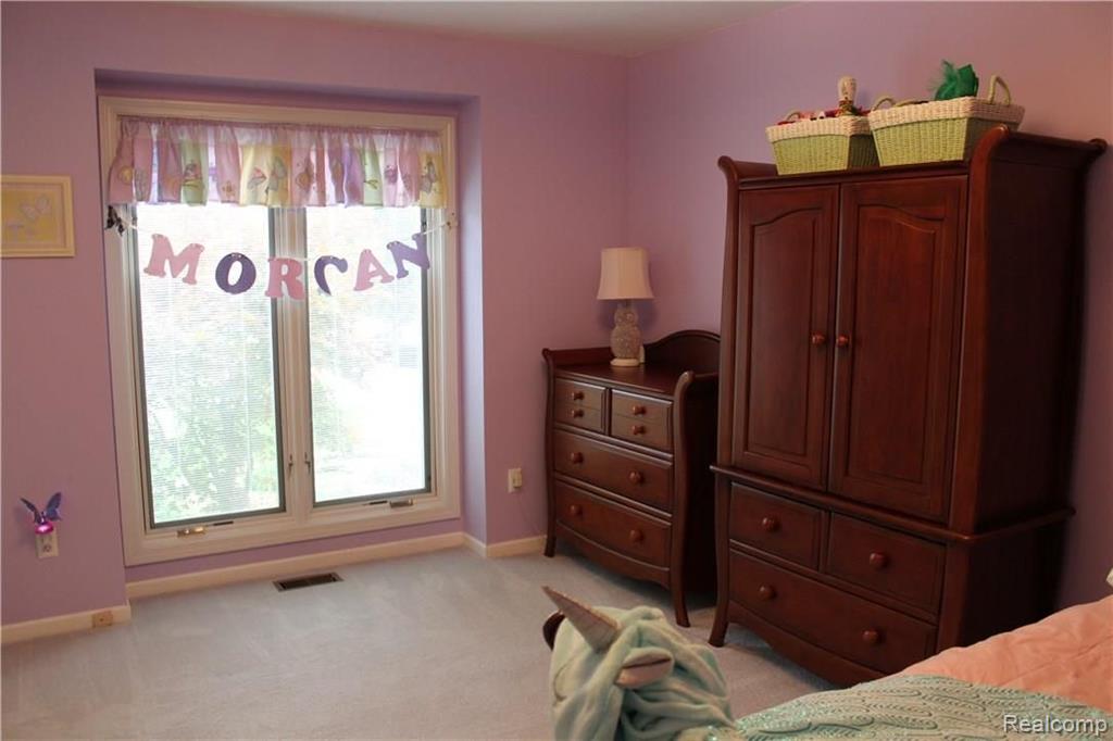 6909 Poppleton Road Canton, MI 48187 - Photo 16 of 27